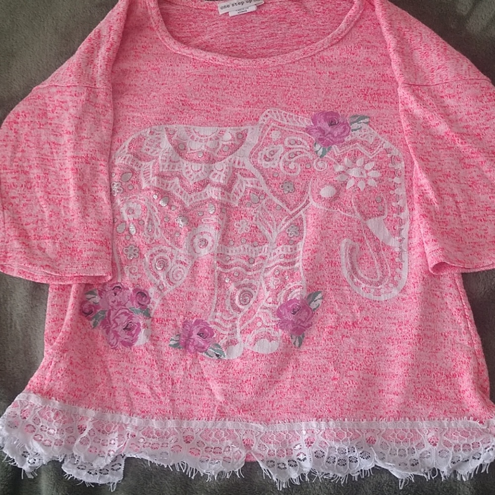 A shirt for young girls